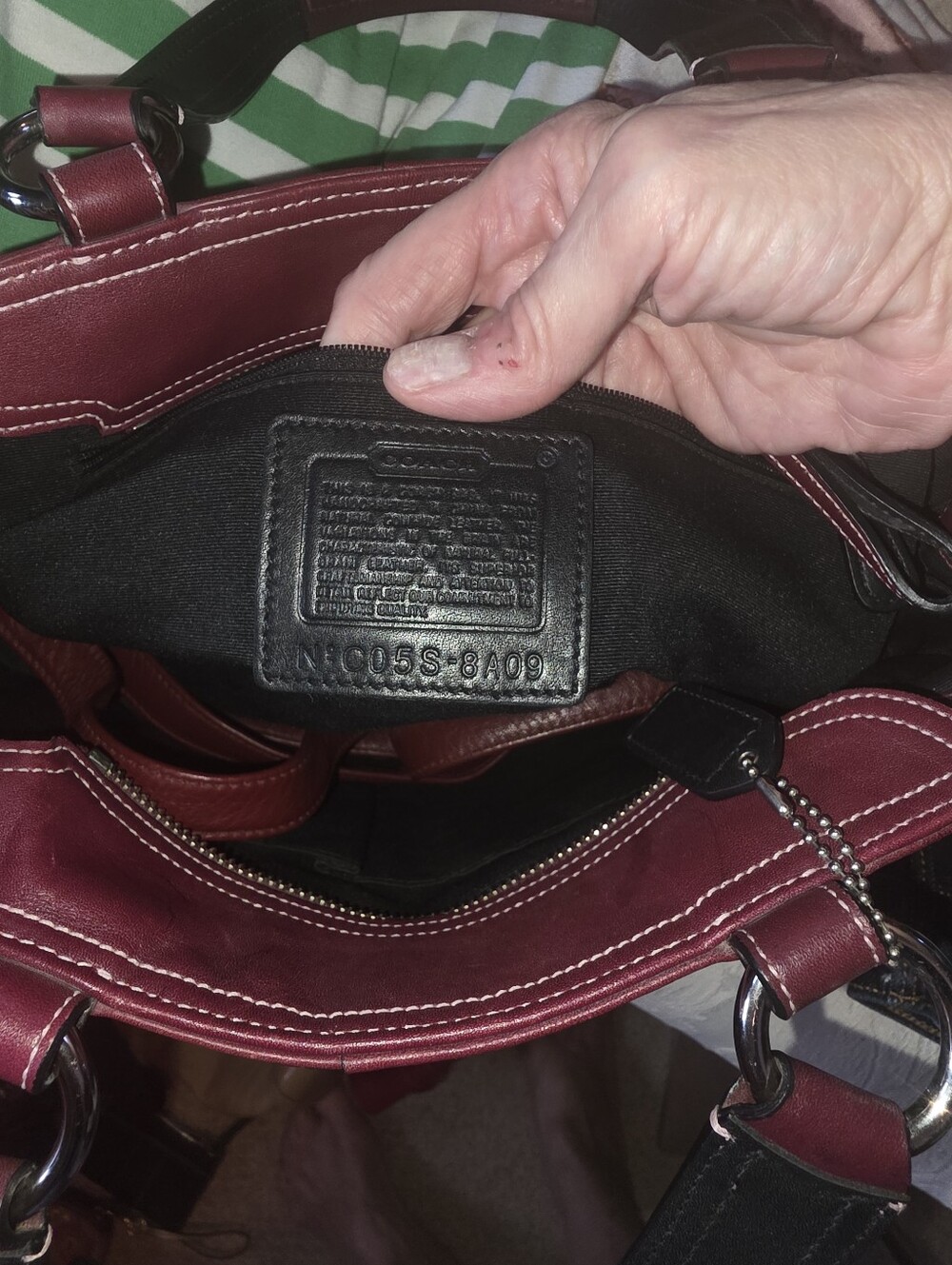 Coach BURGANDY RED SOHO POCKET SATCHEL Y2K IN NEAR NEW CONDITION - Picture 4 of 4
